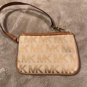 Michael Kors Tan/Beige Small purse/bag